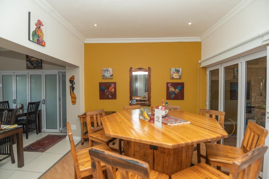 6 Bedroom Property for Sale in Humerail Eastern Cape